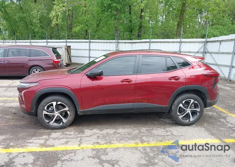 2024 Chevrolet Trax Fwd 1Rs z USA, uszkodzony, nr VIN KL77LGE25RC246298